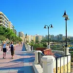 Location 2 Bedroom With Terrace