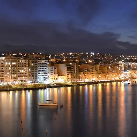 Location 2 Bedroom With Terrace Lejlighed Sliema