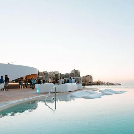 Location 2 Bedroom With Terrace Daire Sliema