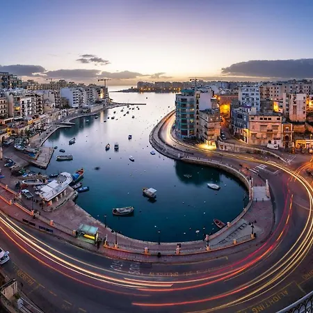 Location 2 Bedroom With Terrace Lejlighed *