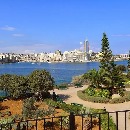 Location 2 Bedroom With Terrace Lejlighed *