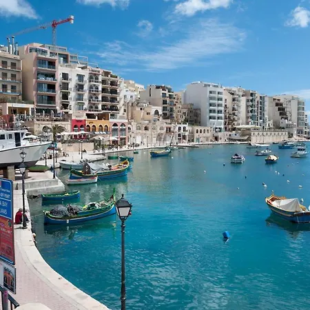 Location 2 Bedroom With Terrace Apartamento Sliema